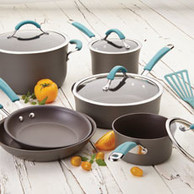 Are all non-stick pans toxic? Discover how modern cookware alternatives in 2024 are safer, PFAS-free, and healthier for your kitchen.